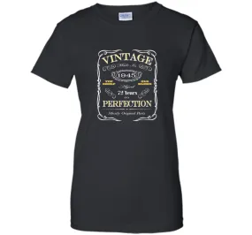 72nd Birthday Gift T-Shirt - Born In 1945 Vintage Style