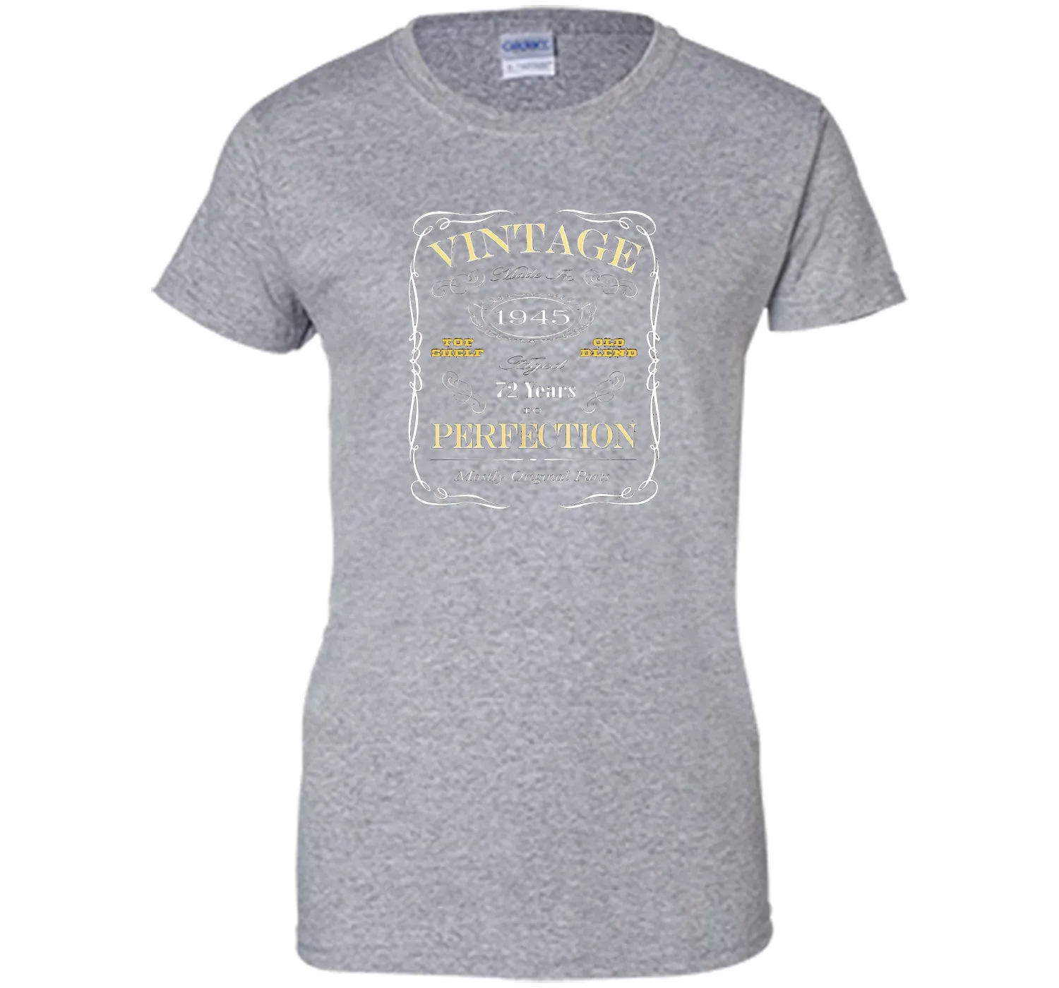 72nd Birthday Gift T-Shirt - Born In 1945 Vintage Style