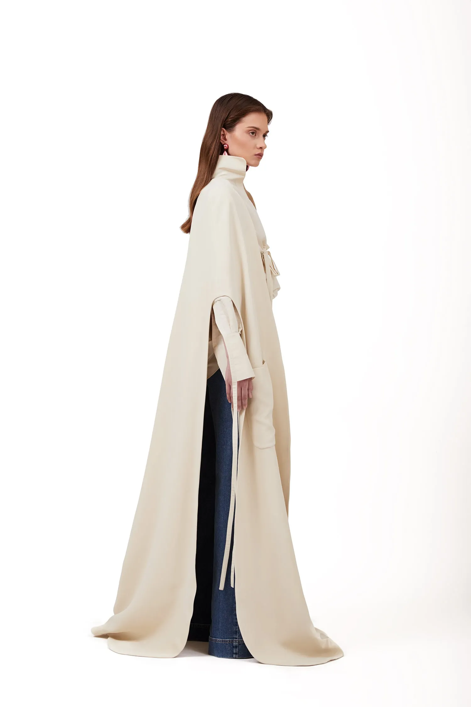 Emilia Cape