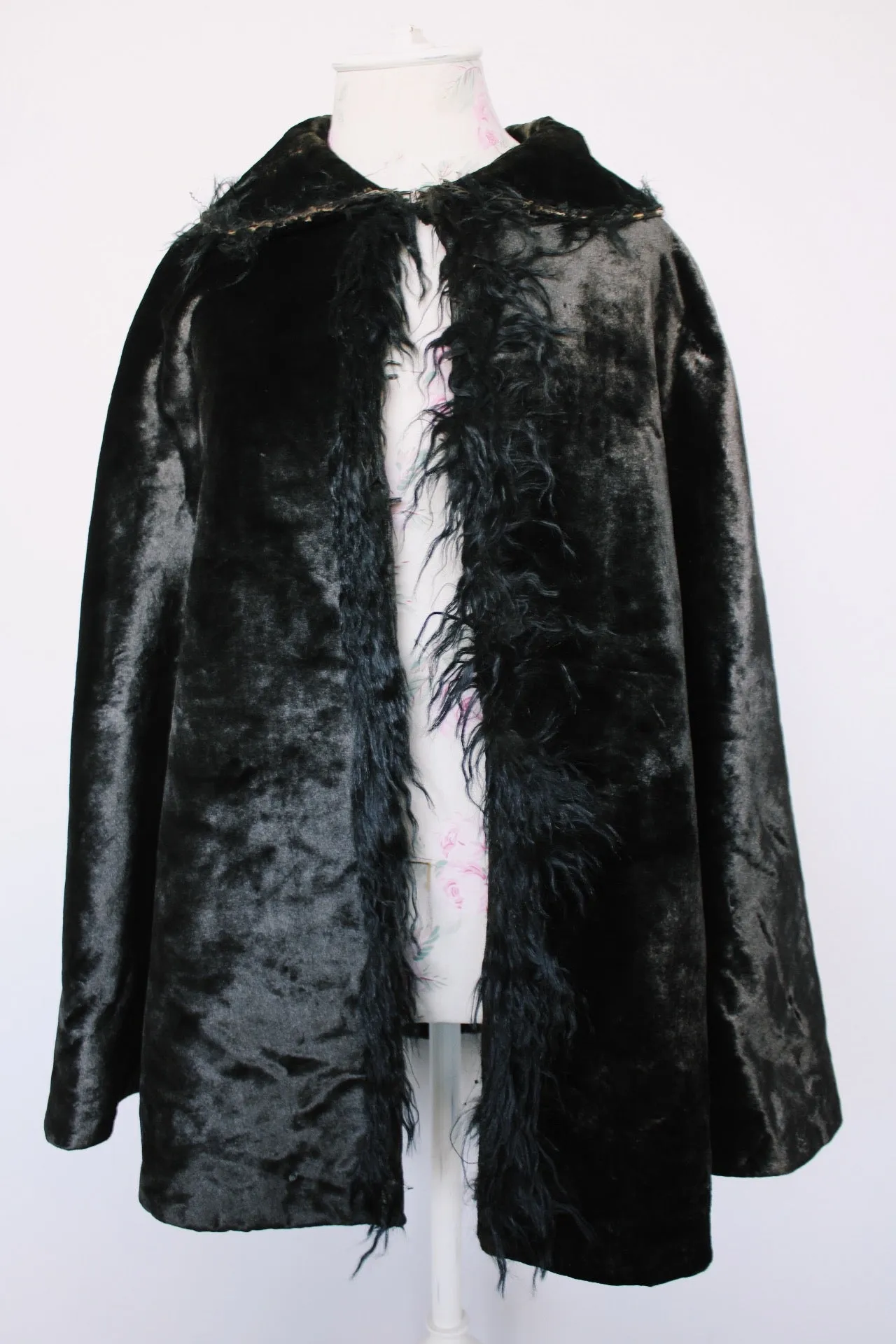 Fur Cape