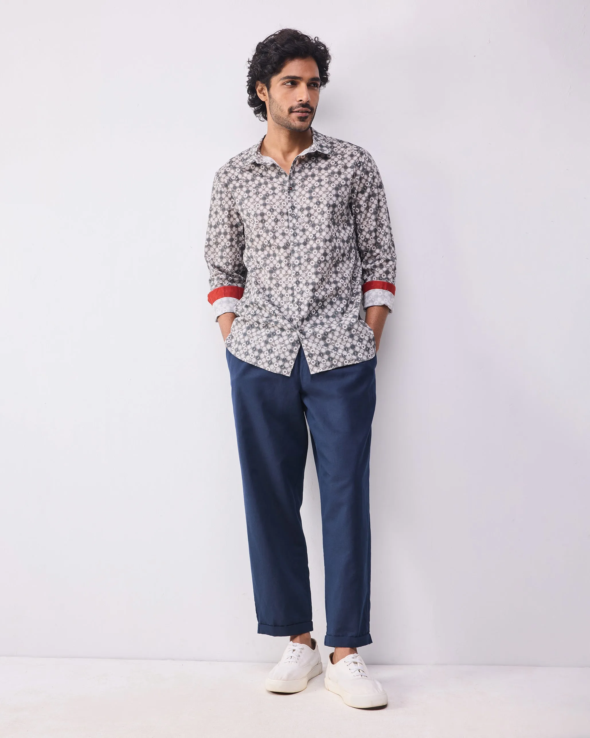 Relaxed Chinos - Navy