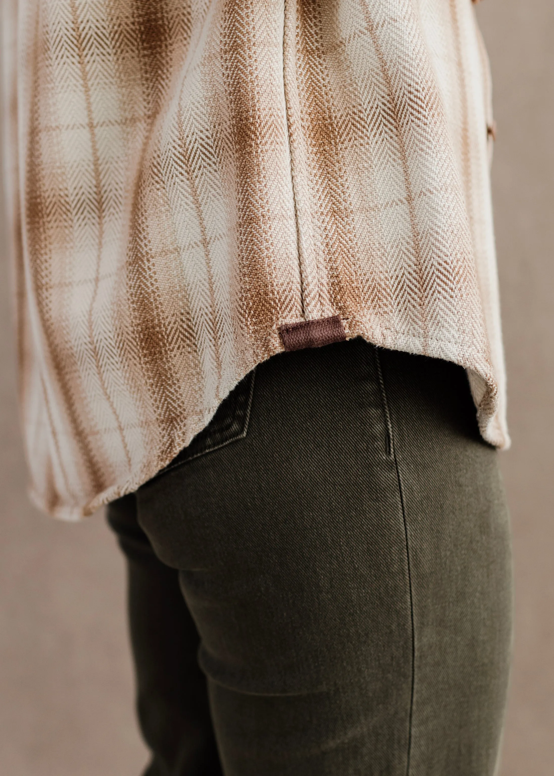 Unisex Blanket Shirt in Oatmeal Culver Plaid | Outerknown