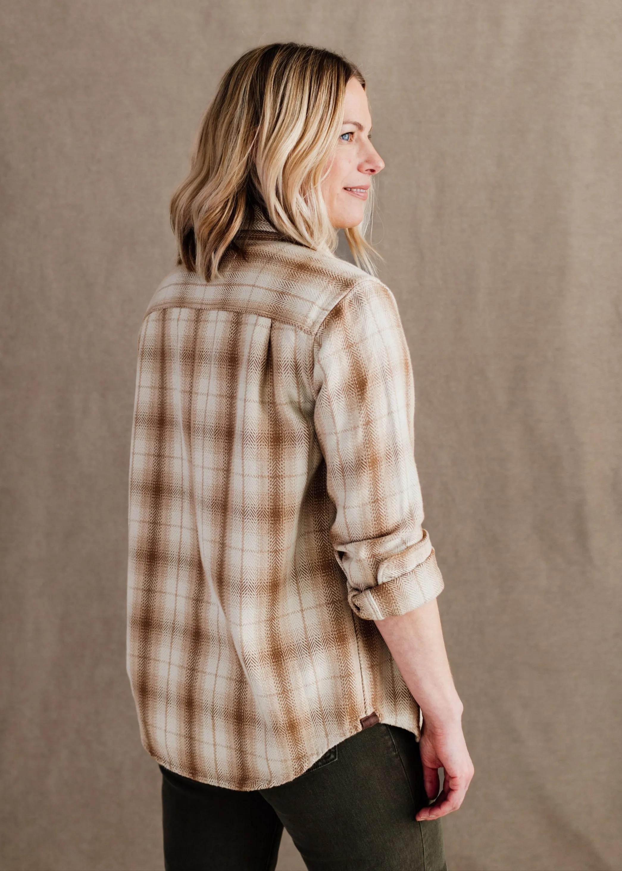 Unisex Blanket Shirt in Oatmeal Culver Plaid | Outerknown